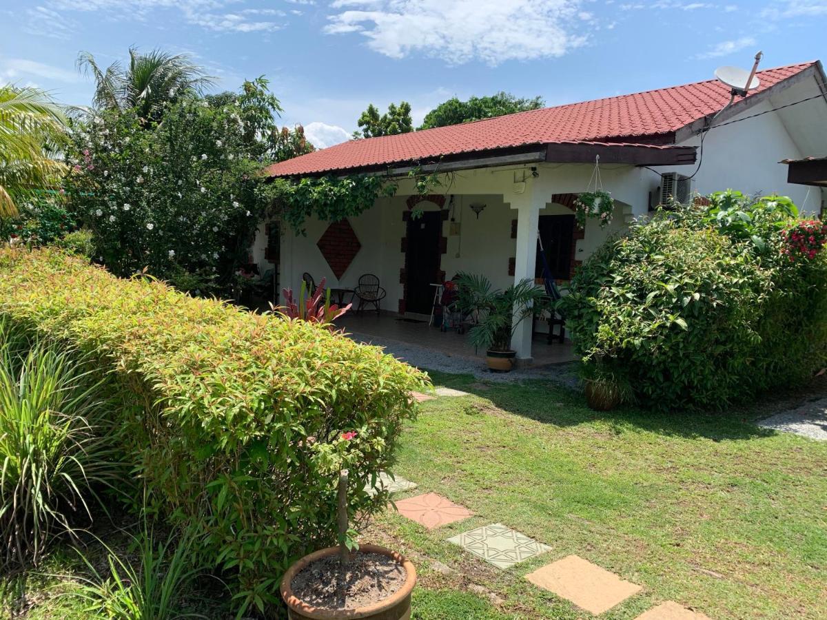 Lovely Garden Villas Pantai Cenang  Zewnętrze zdjęcie
