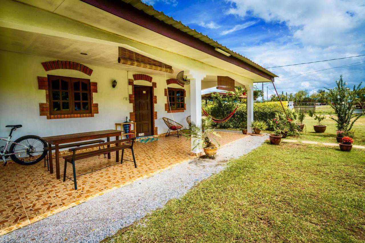 Lovely Garden Villas Pantai Cenang  Zewnętrze zdjęcie